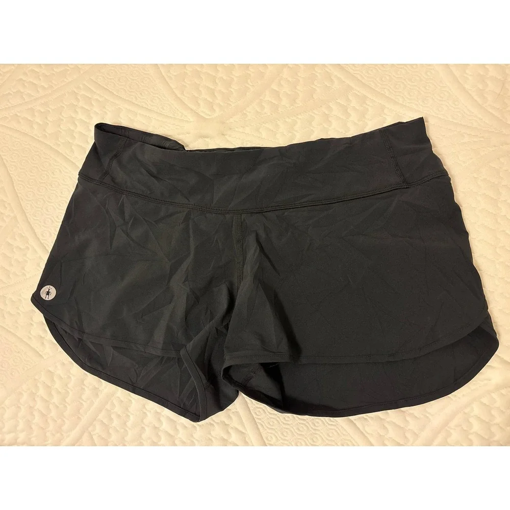 Women's Smartwool Black Active Lined Short Shorts size Medium Athleisure